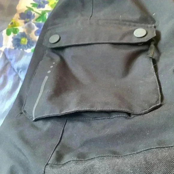 Kids Black  Rip Zone snowboard pants, size Large, NWOT - Picture 7 of 7